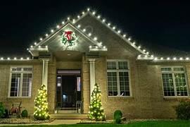 Warm white C9 roofline installation.